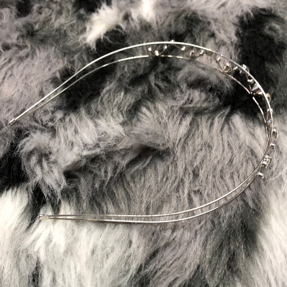 SOLD Silver Rhinestone Embellished - Picture 5 of 8